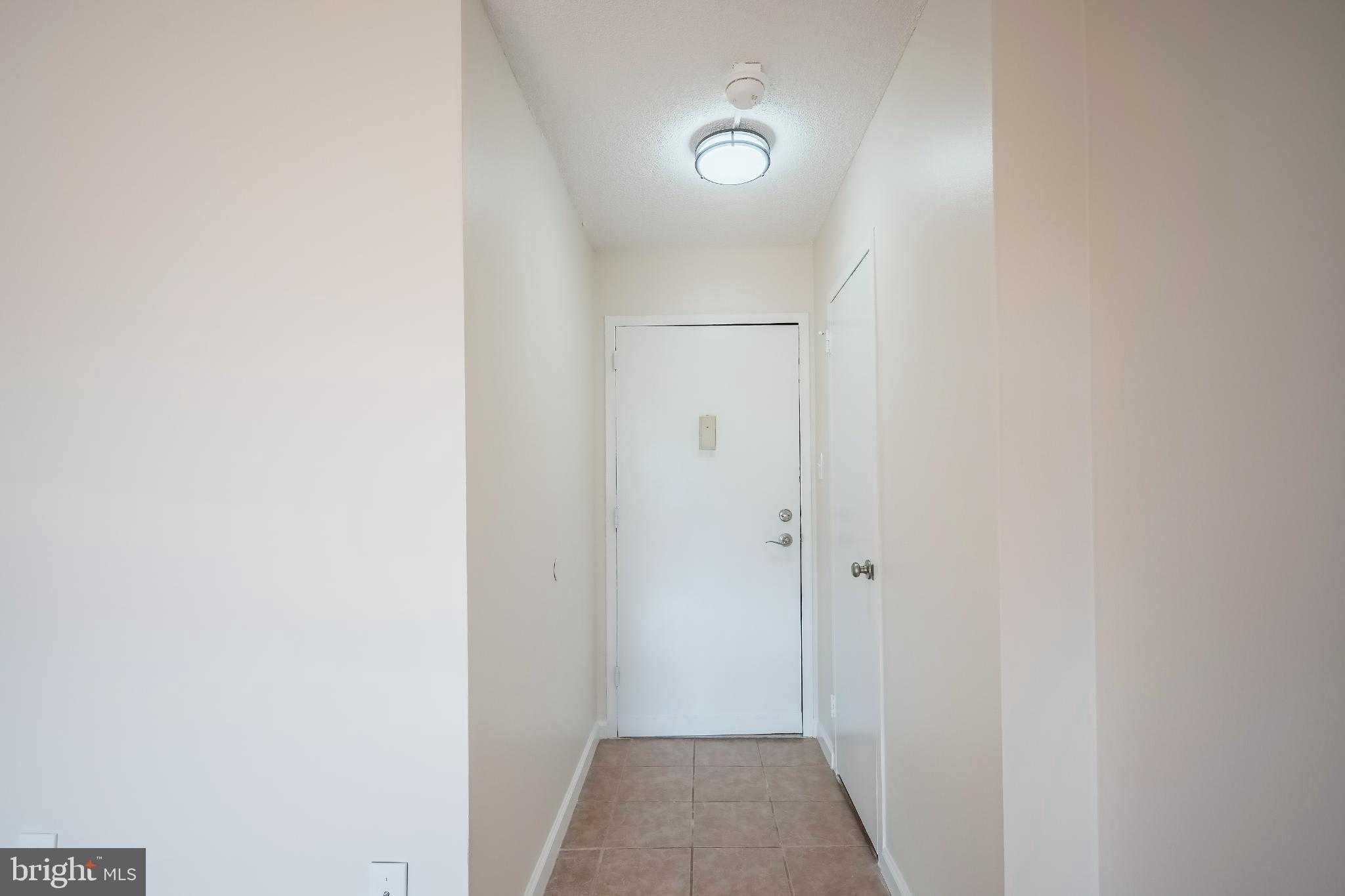 2500 N Van Dorn St Apt 912 photo 13