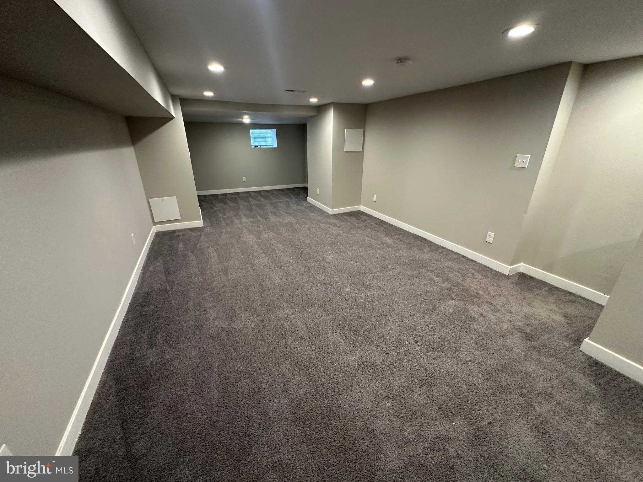 5619 N 15th St photo 21