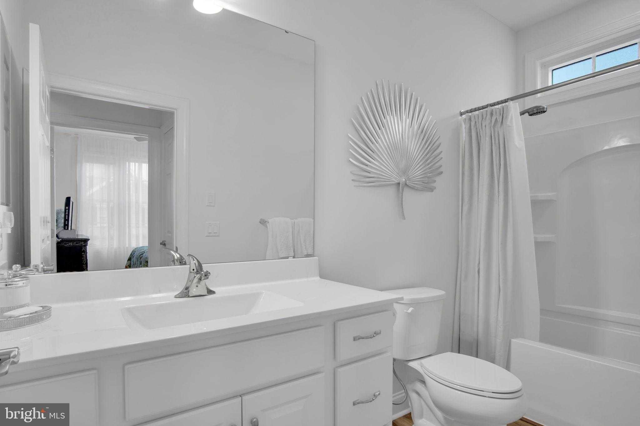 406 General Dr photo 23