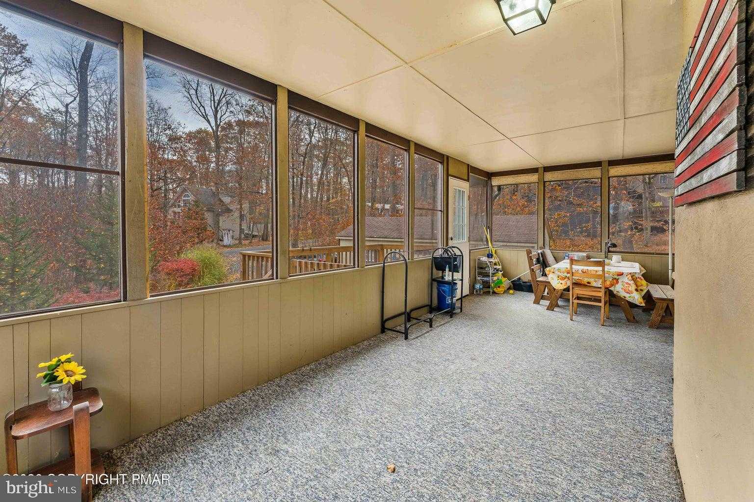 1769 Stag Run photo 7