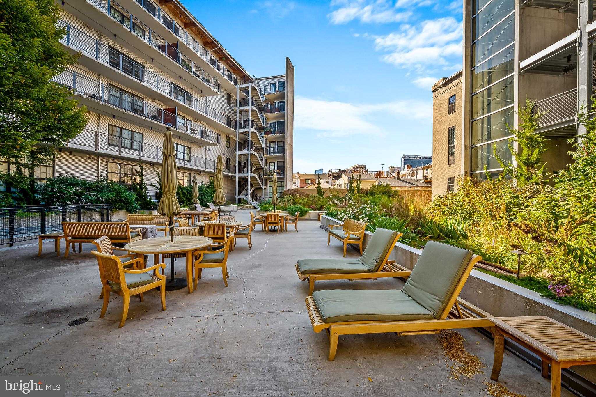 1220 Bank St Apt 309 photo 48