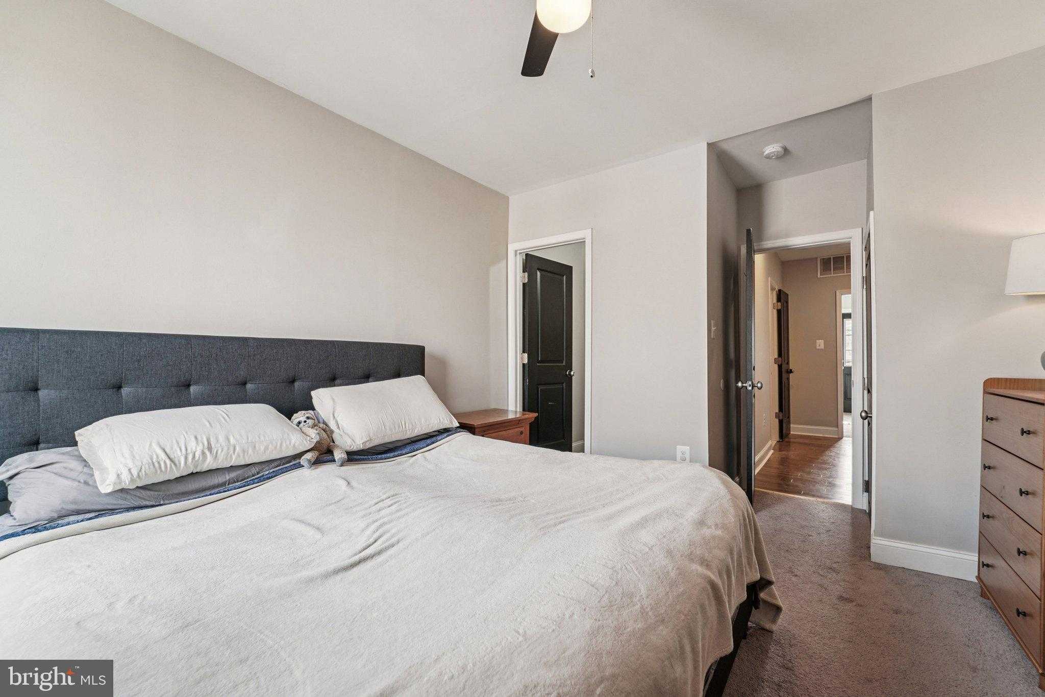 147 N Streeper St photo 21