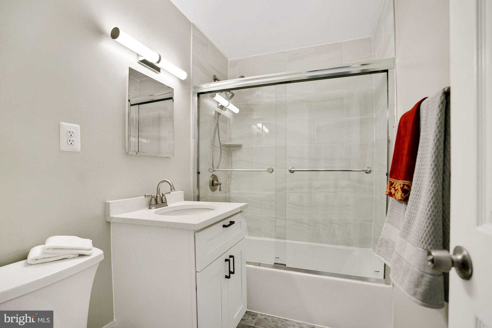 9101 Old Keene Mill Rd photo 22