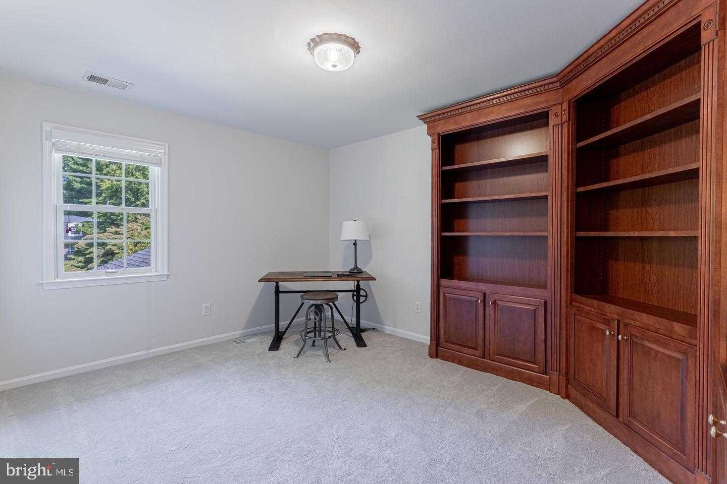 6607 Tina Ln photo 34