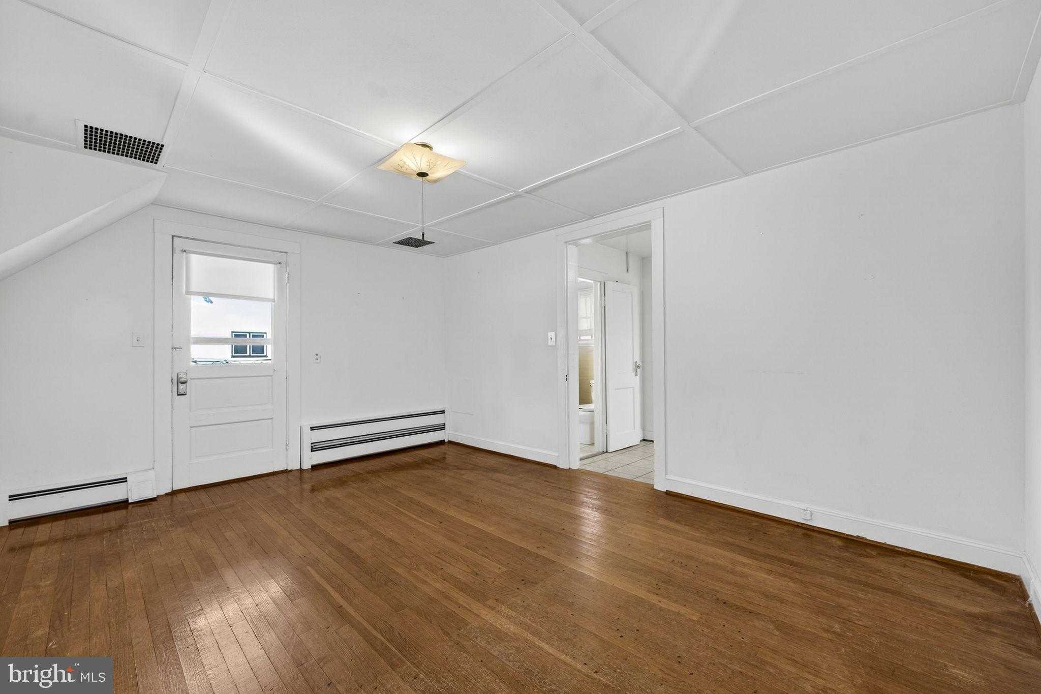 150 S 20th St photo 10