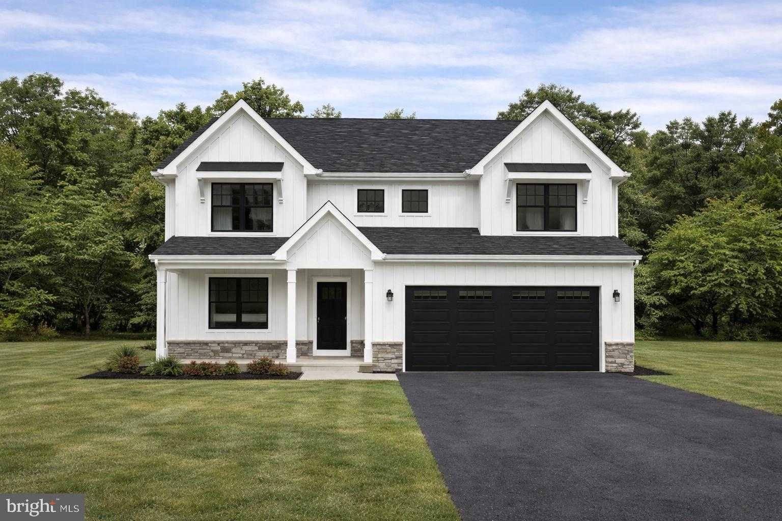 2 Stream Dr, Carlisle