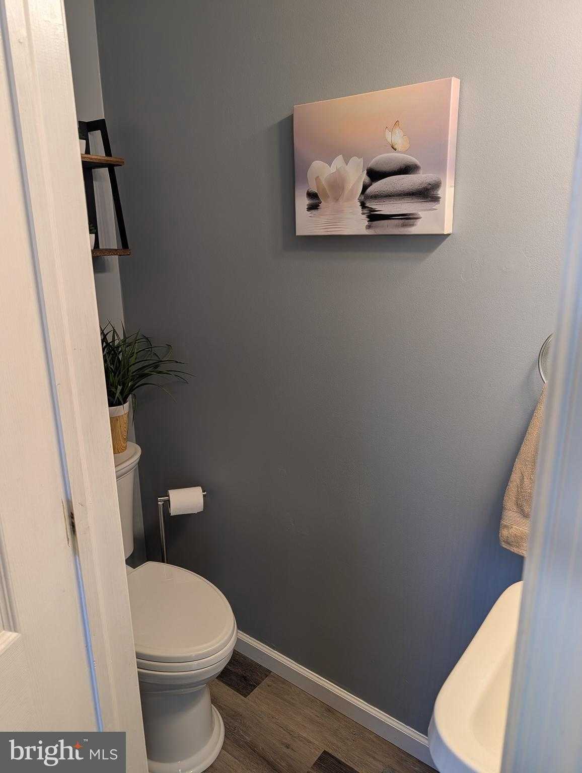 404 Tanger St photo 7