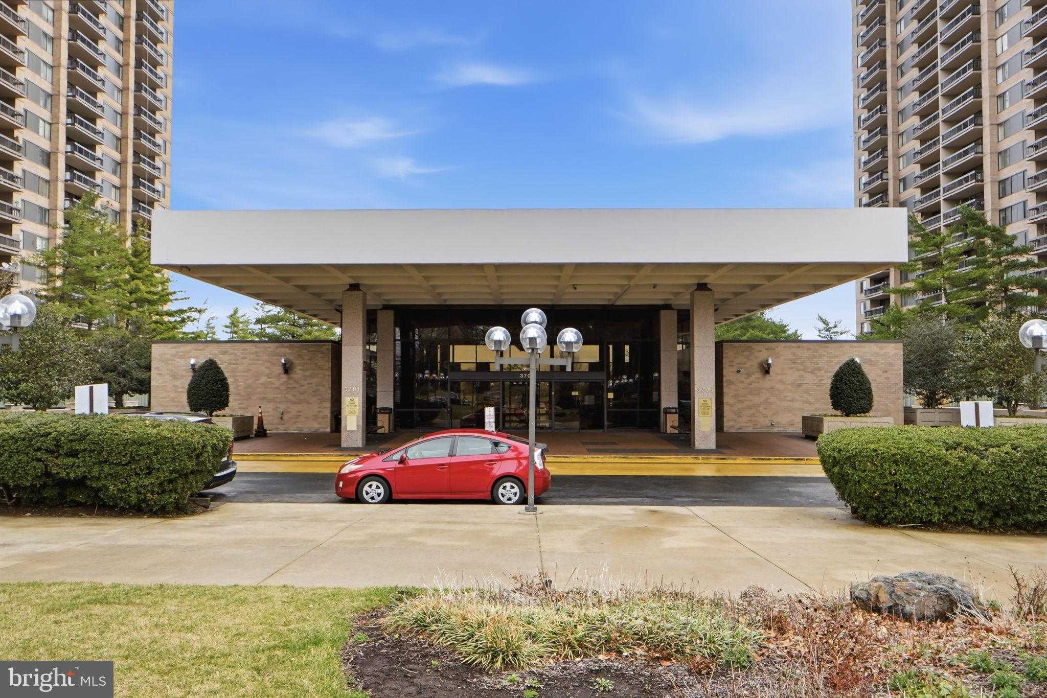 3705 S George Mason Dr Apt 416s photo 25