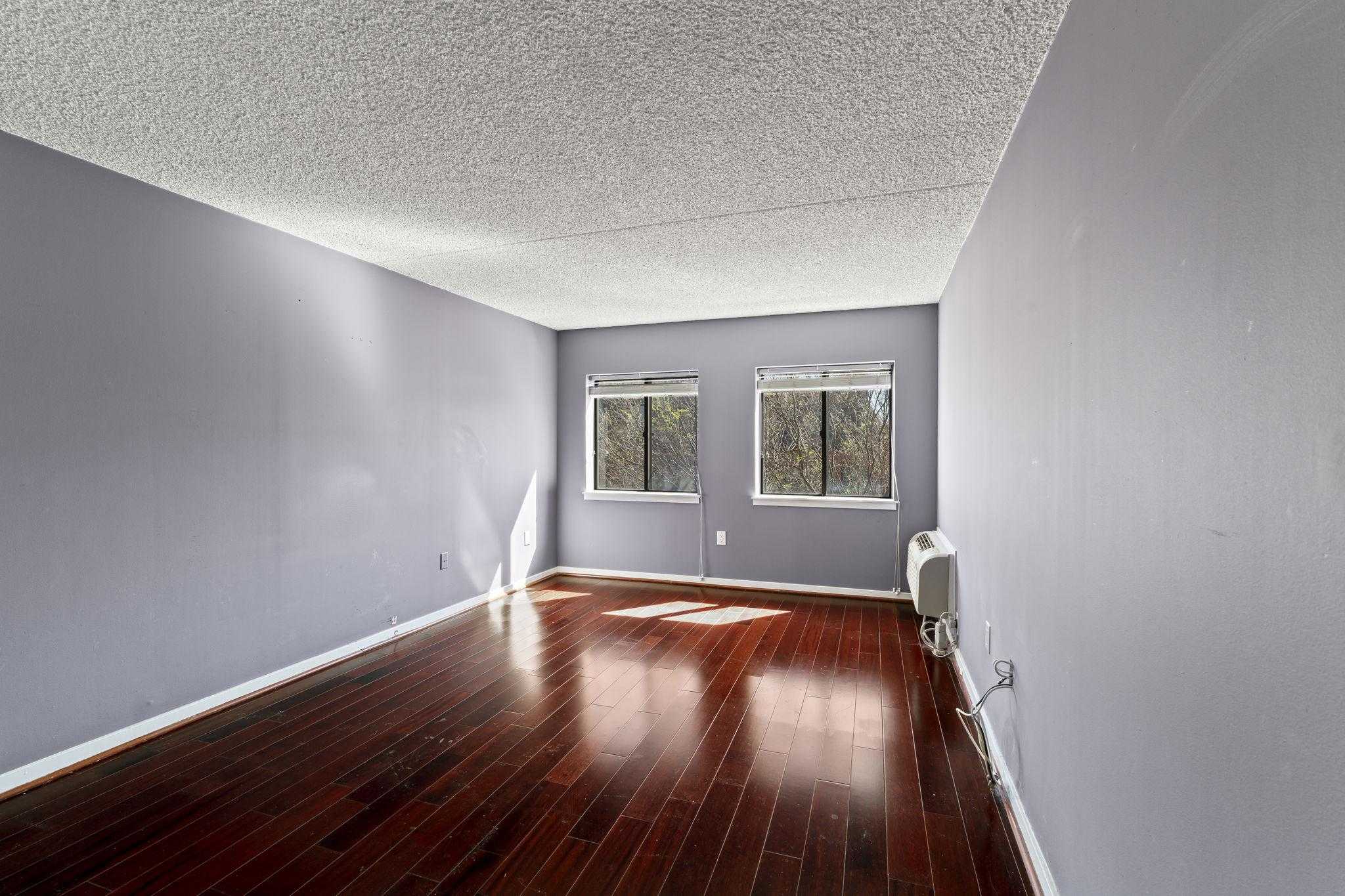 200 Lombard St # 518 photo 13