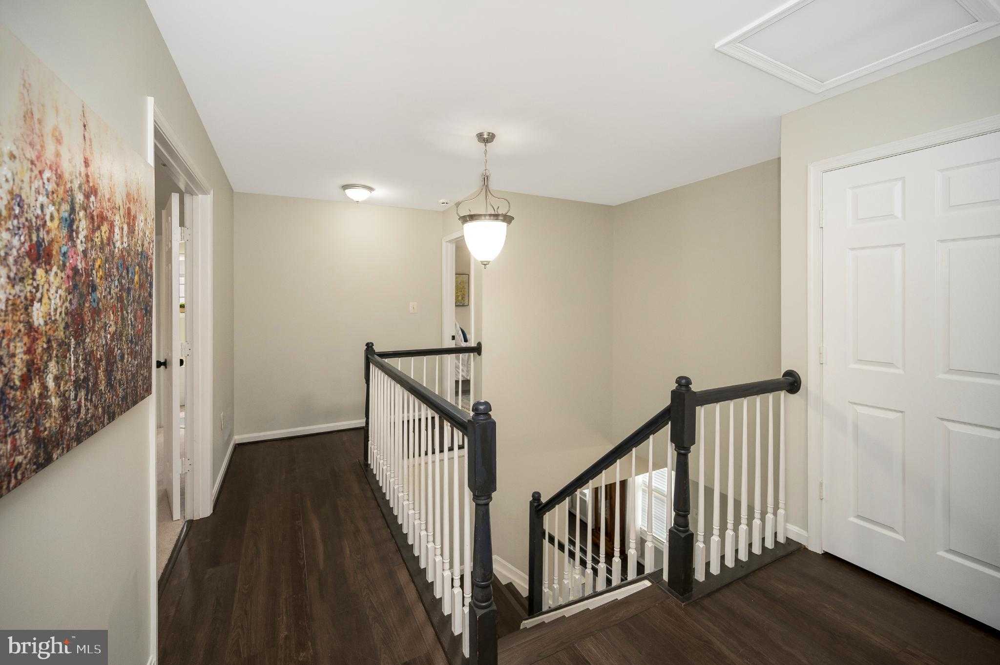 39 Savannah CT photo 30