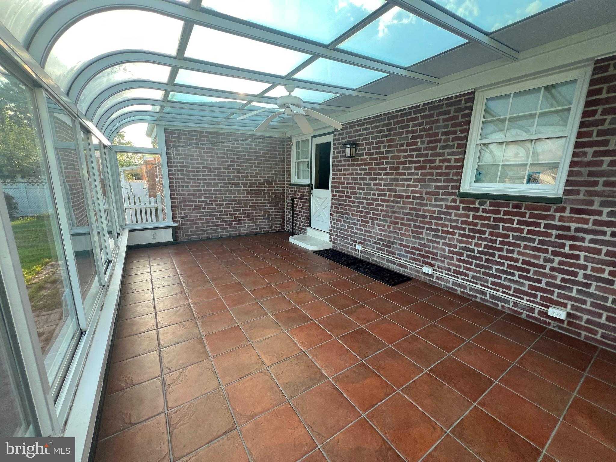 7703 Brous Ave photo 18