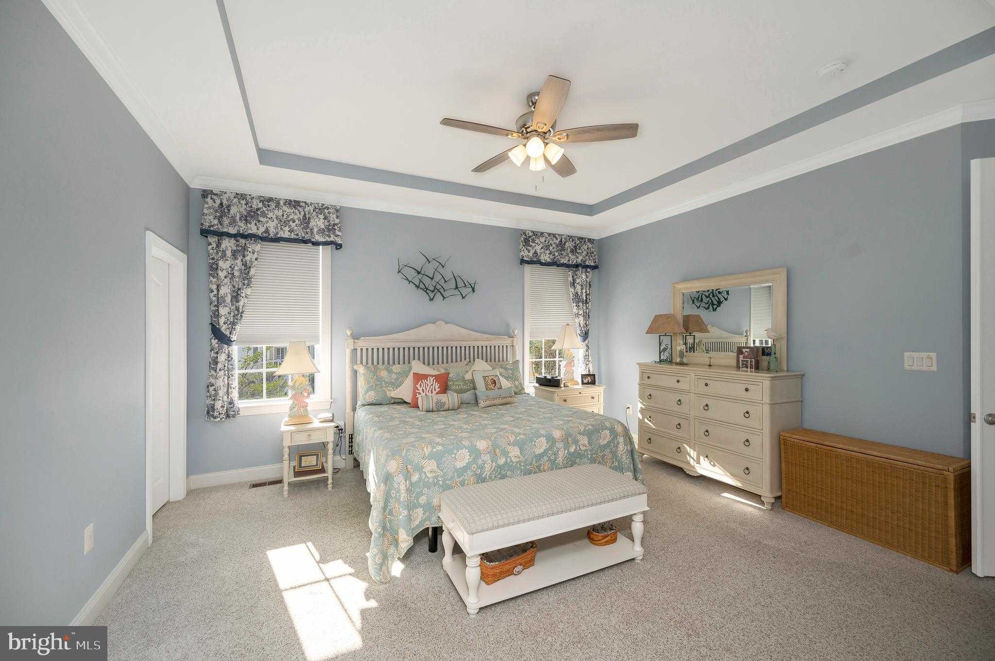 7910 Burbank Ave photo 27