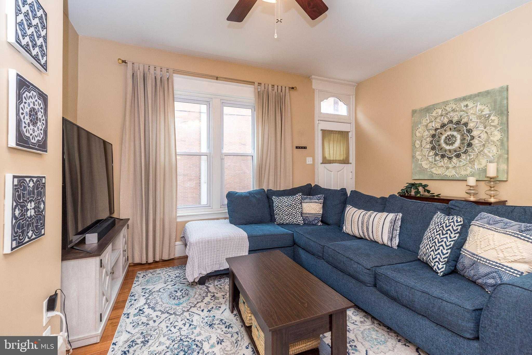 2538 S Bancroft St photo 3