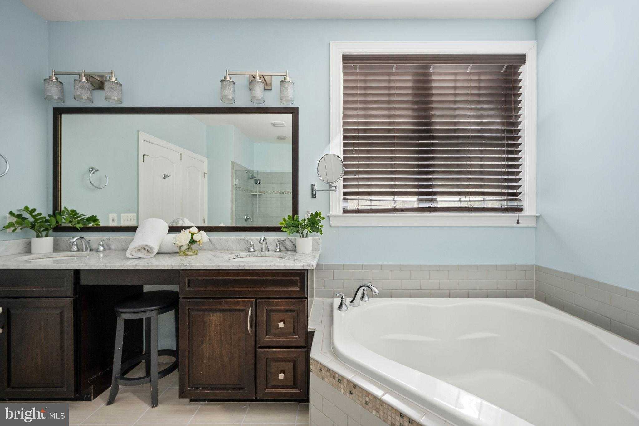 11611 Pine Hollow Ln photo 68