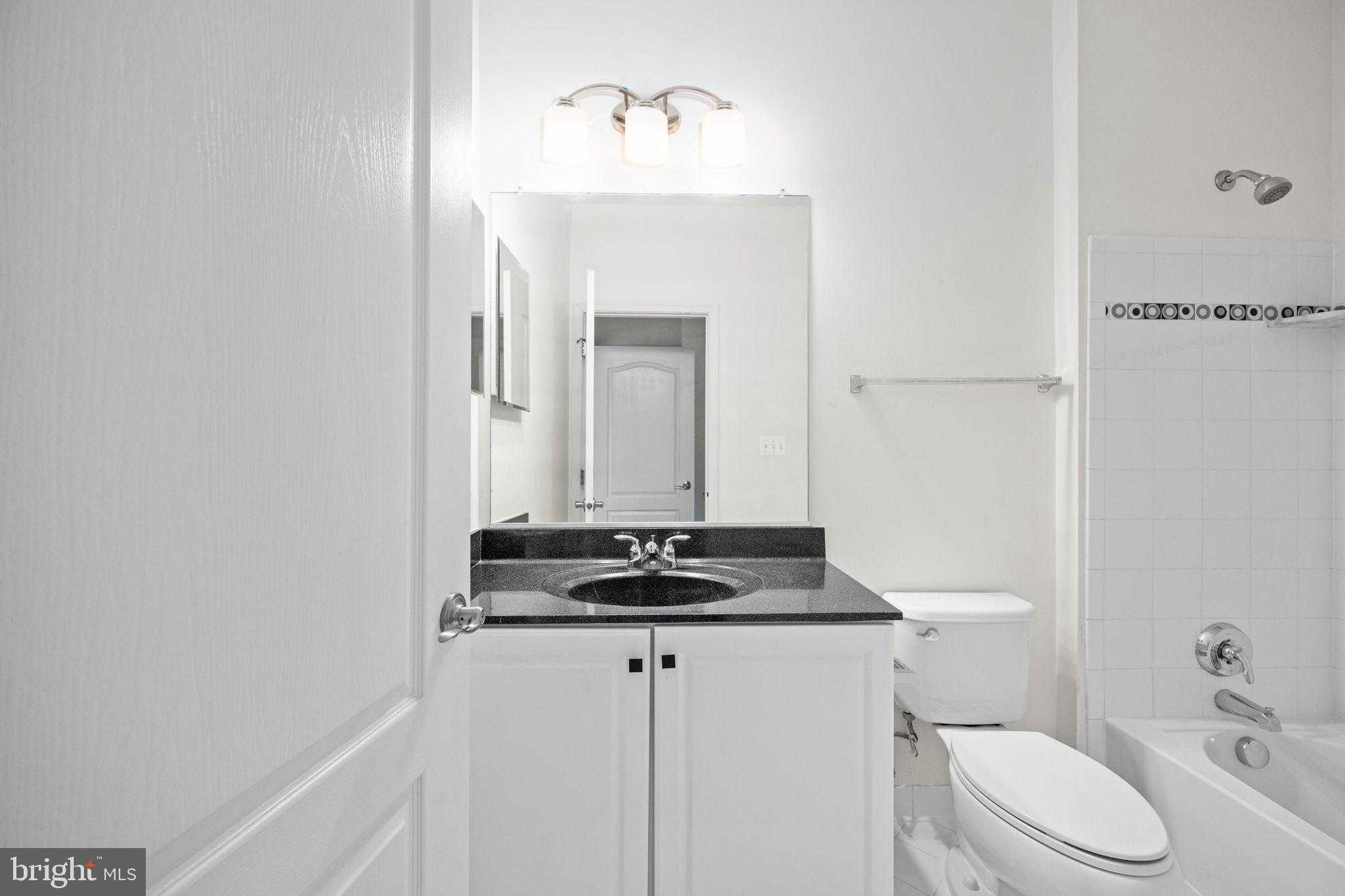 11611 Pine Hollow Ln photo 96