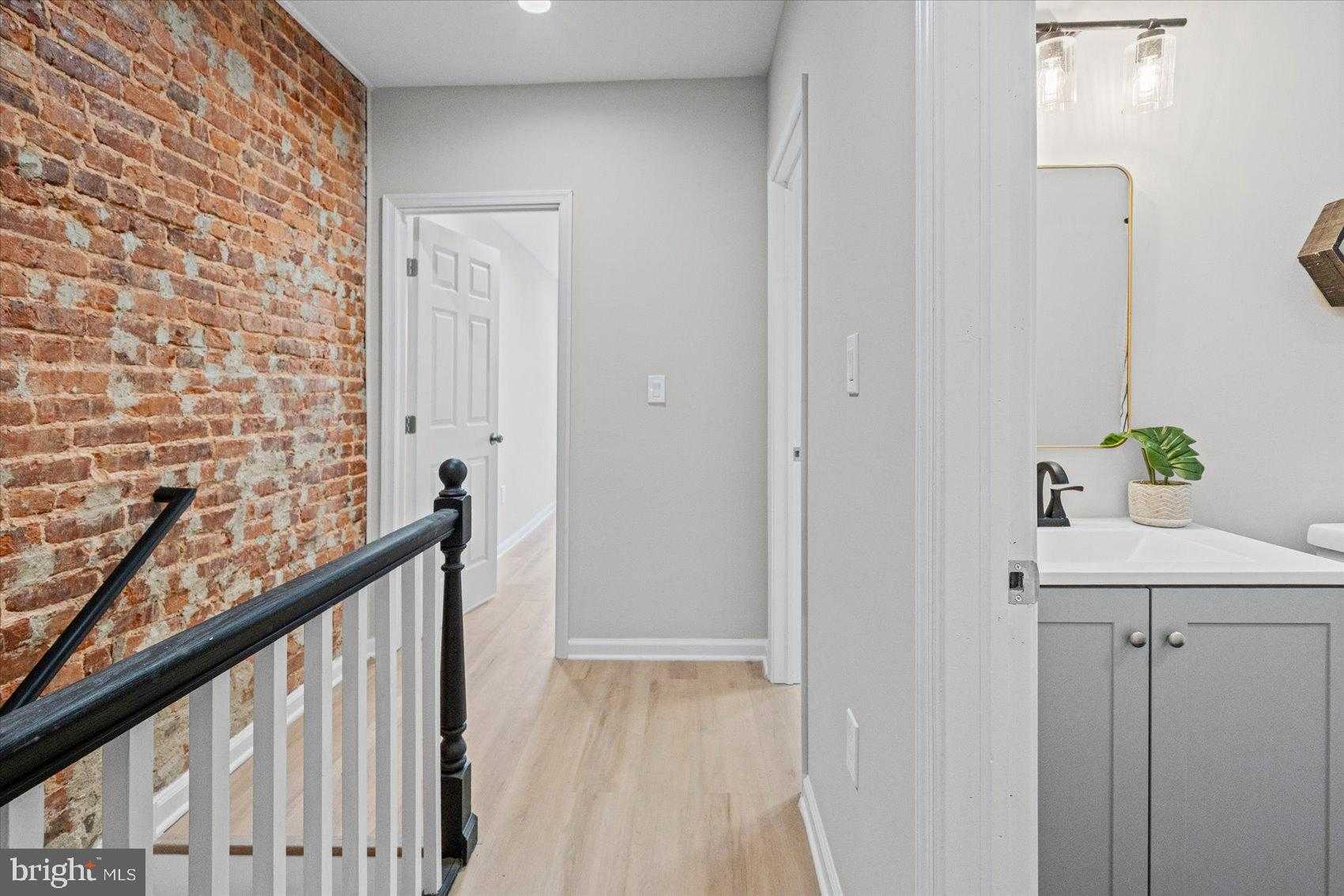 13 S Hilton St photo 27