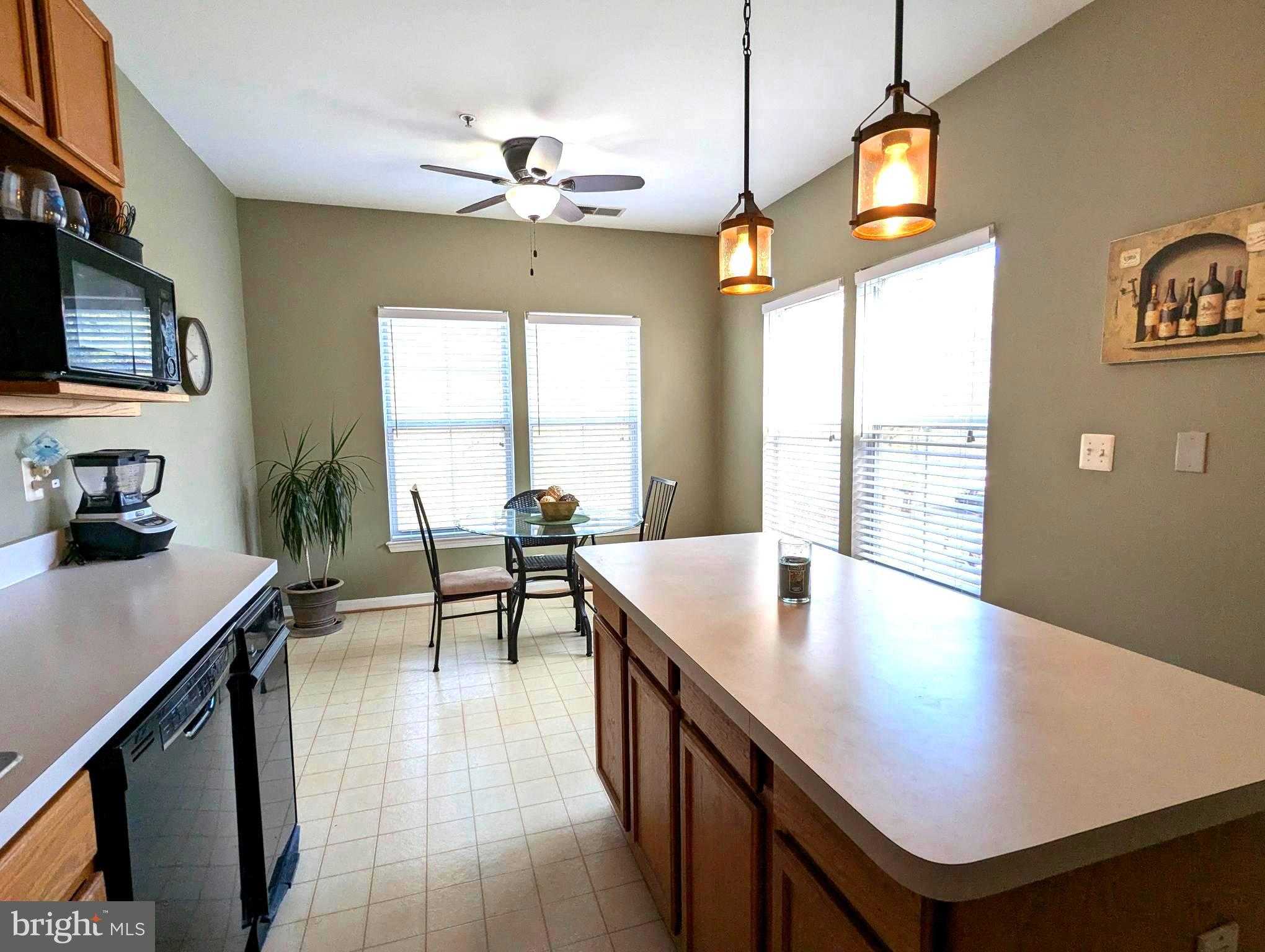 232 Driftwood Ln photo 3