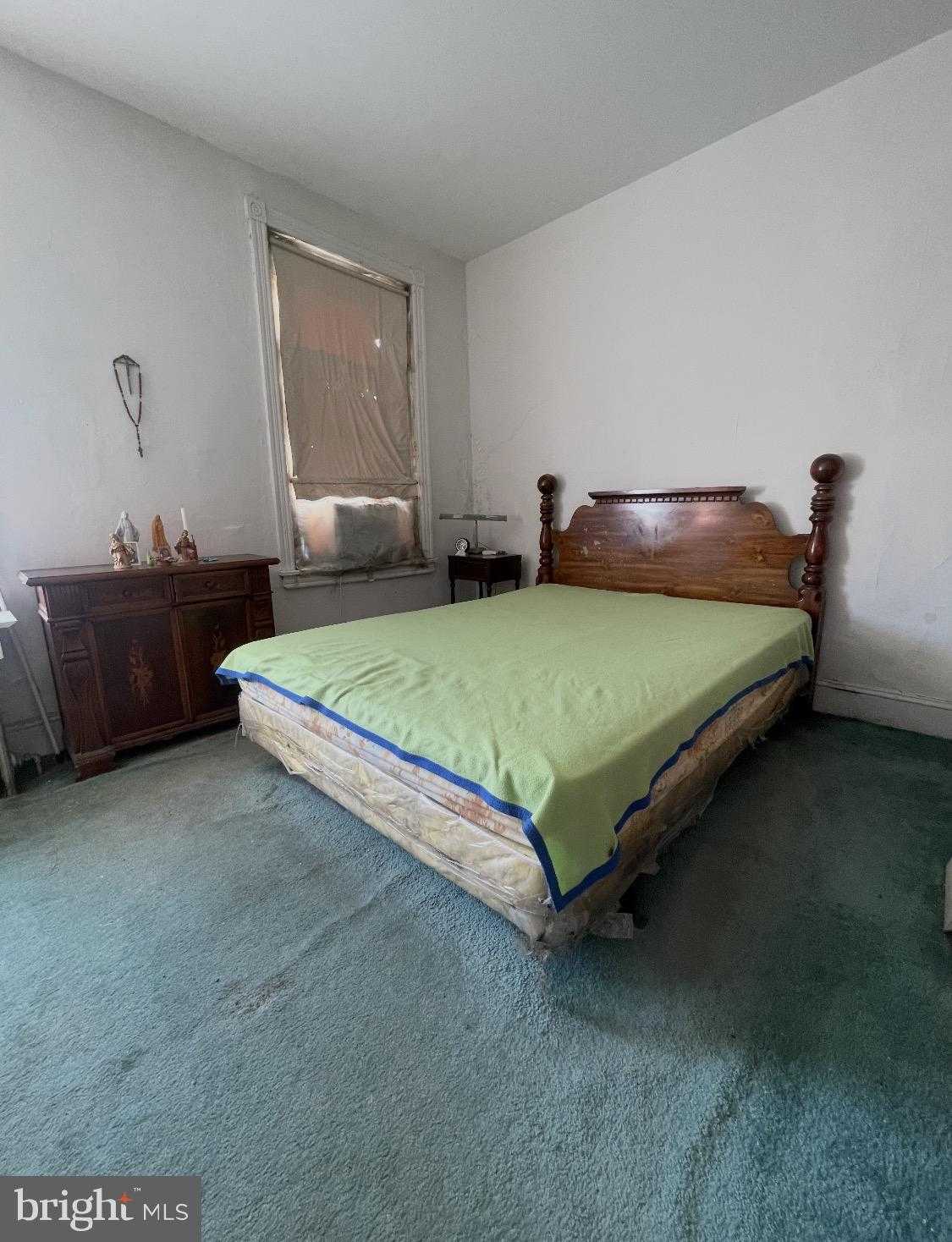 2004 S 21st St photo 3