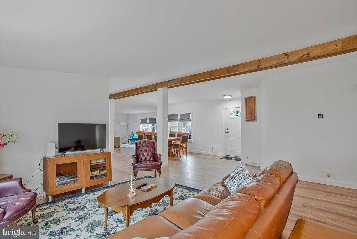 8051 Fair Breeze Dr photo 11