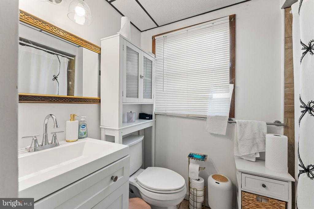 2712 Lafayette Blvd photo 18