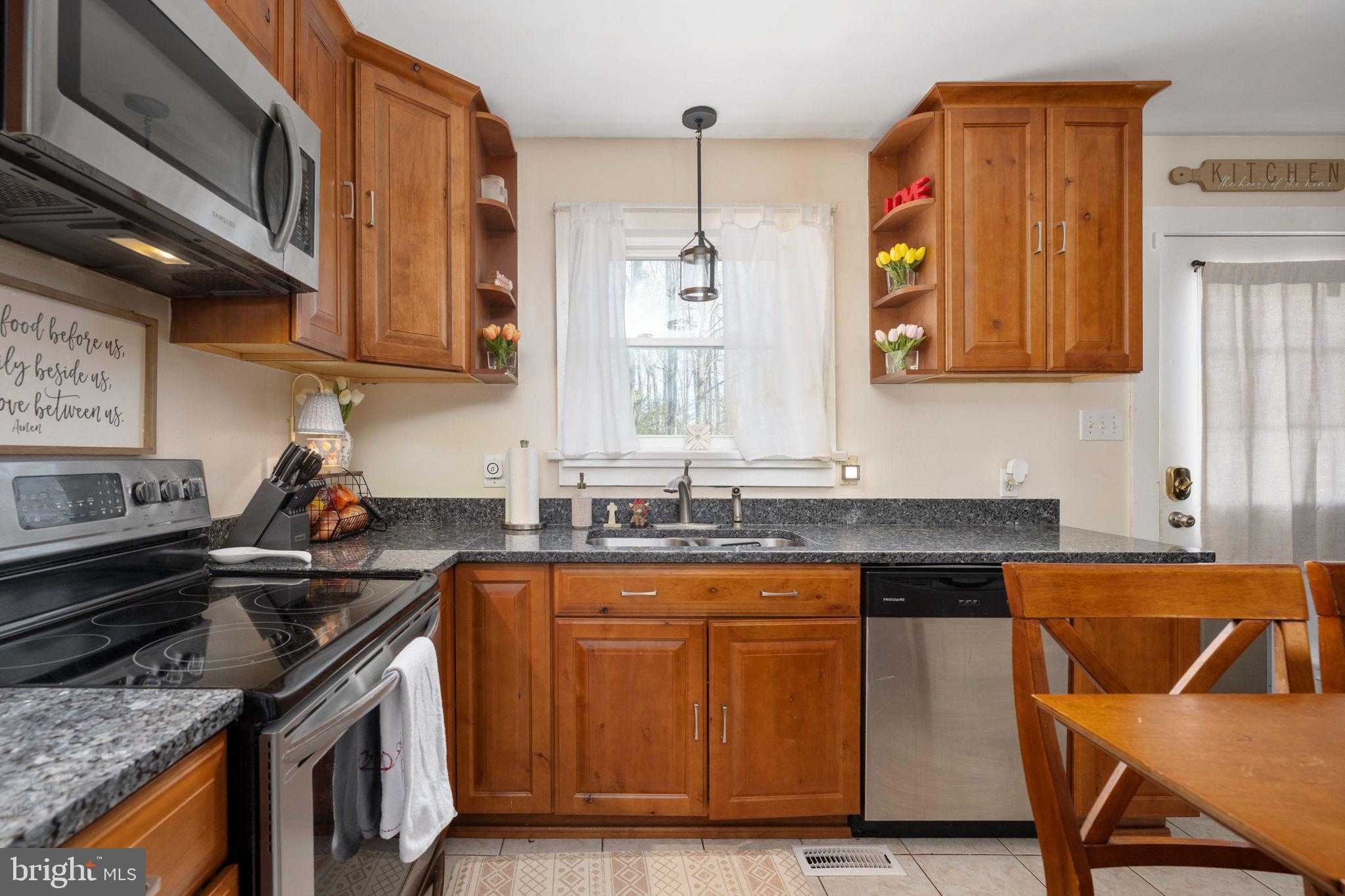 338 Land OR Dr photo 18