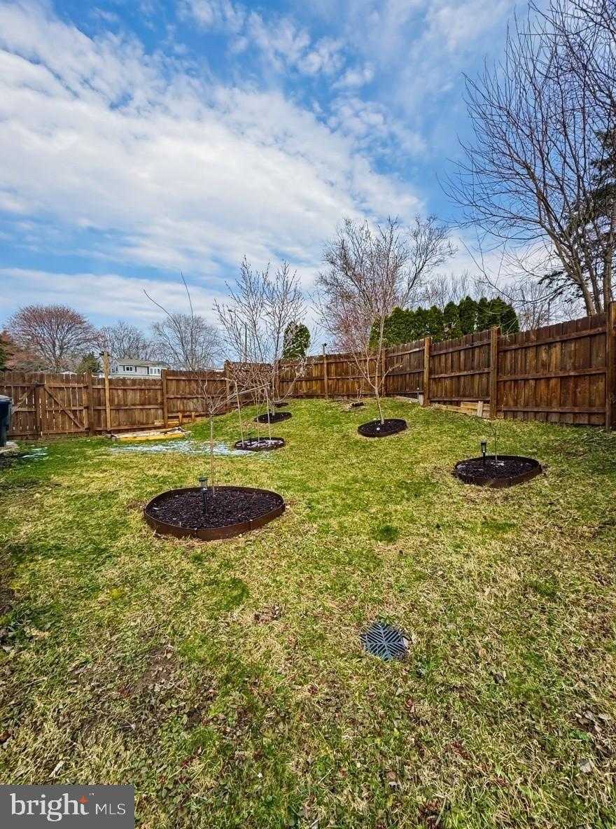 14701 Brook Dr photo 7