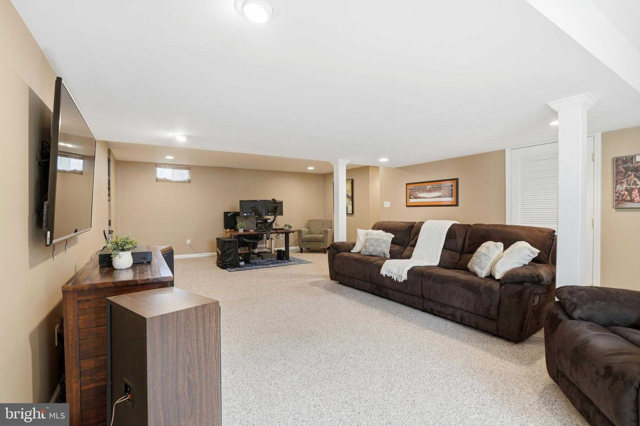 1109 Cornwallis Way photo 37