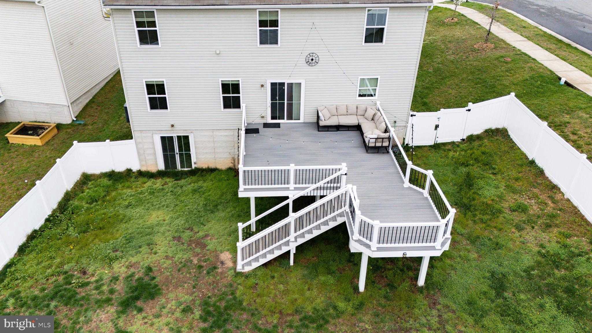 14 Blue Spruce Way photo 28