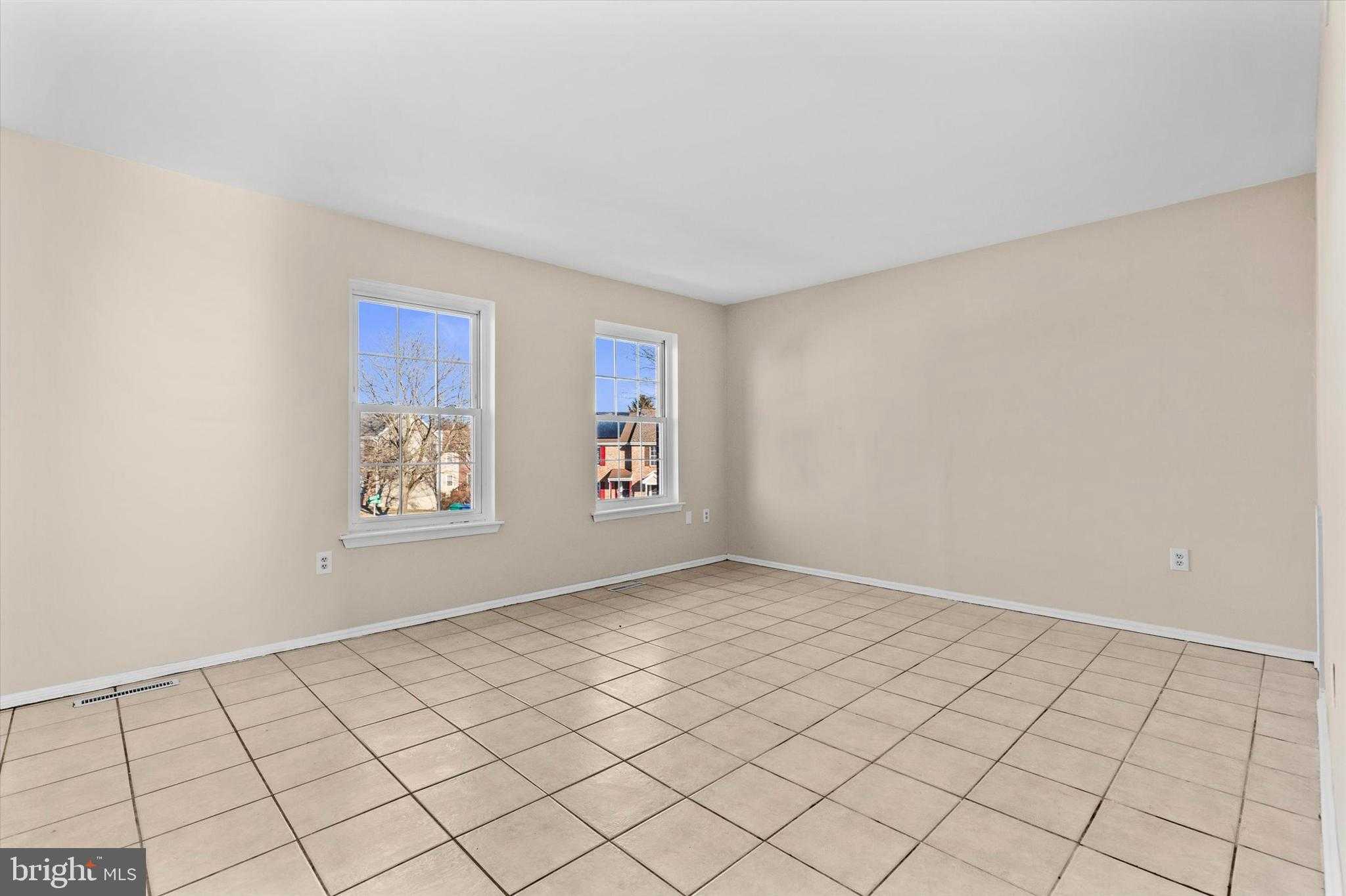 1157 Wintertide Dr photo 18