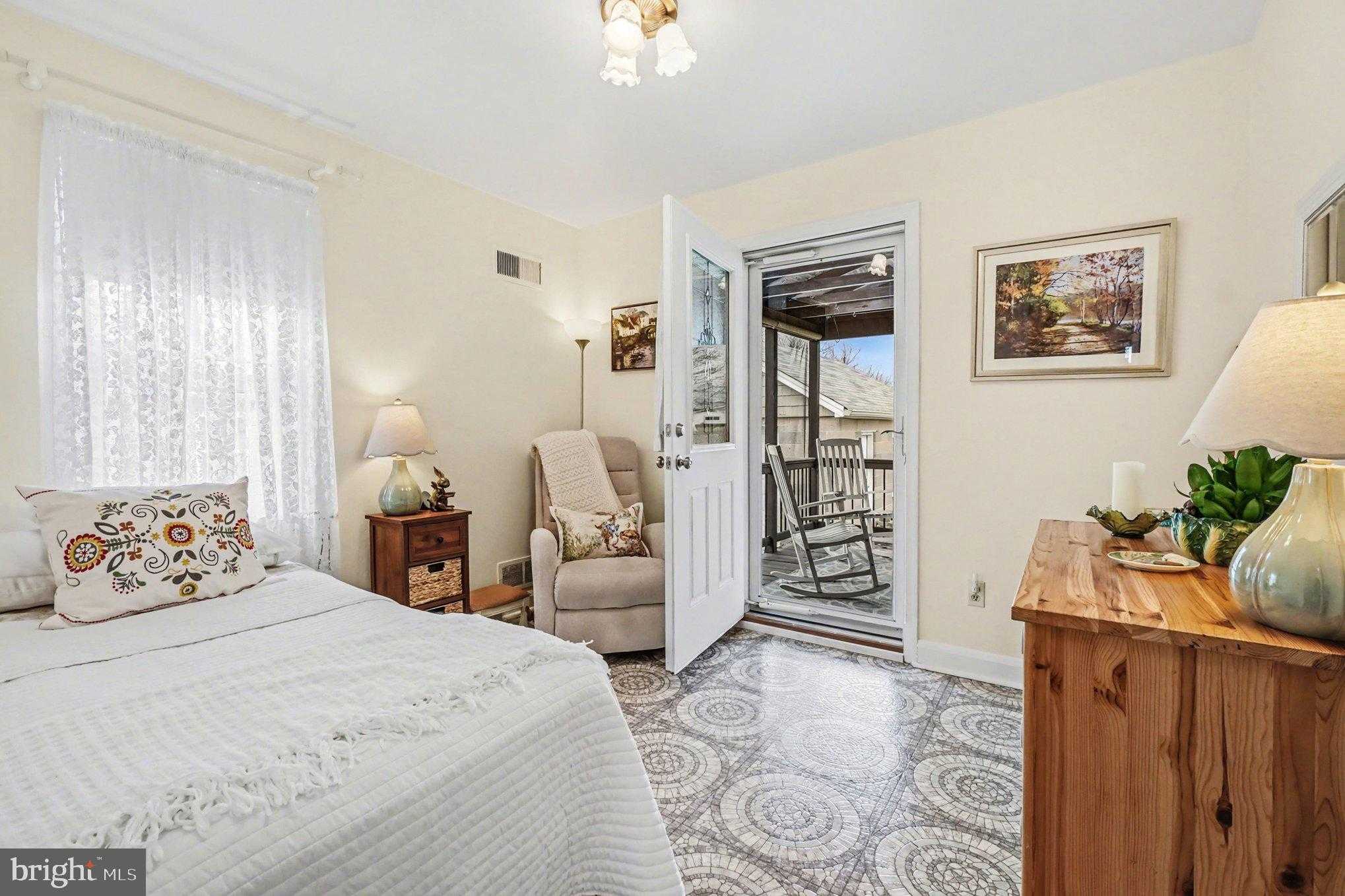 7227 Waldman Ave photo 14