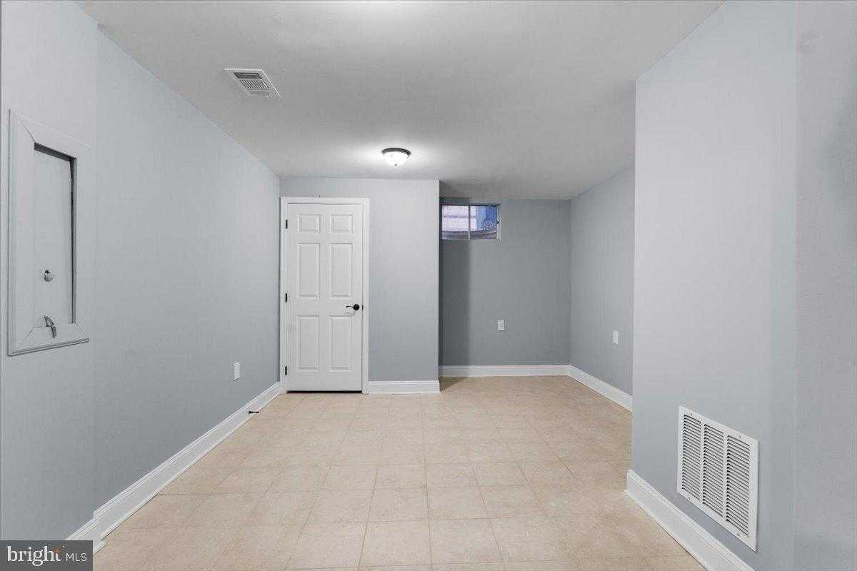 10415 Labrador Loop photo 58