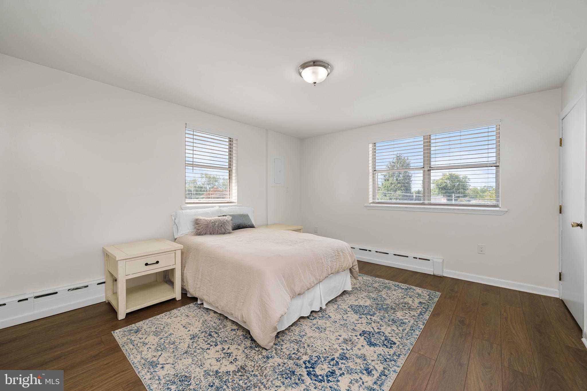 6991 Silverwood St photo 18