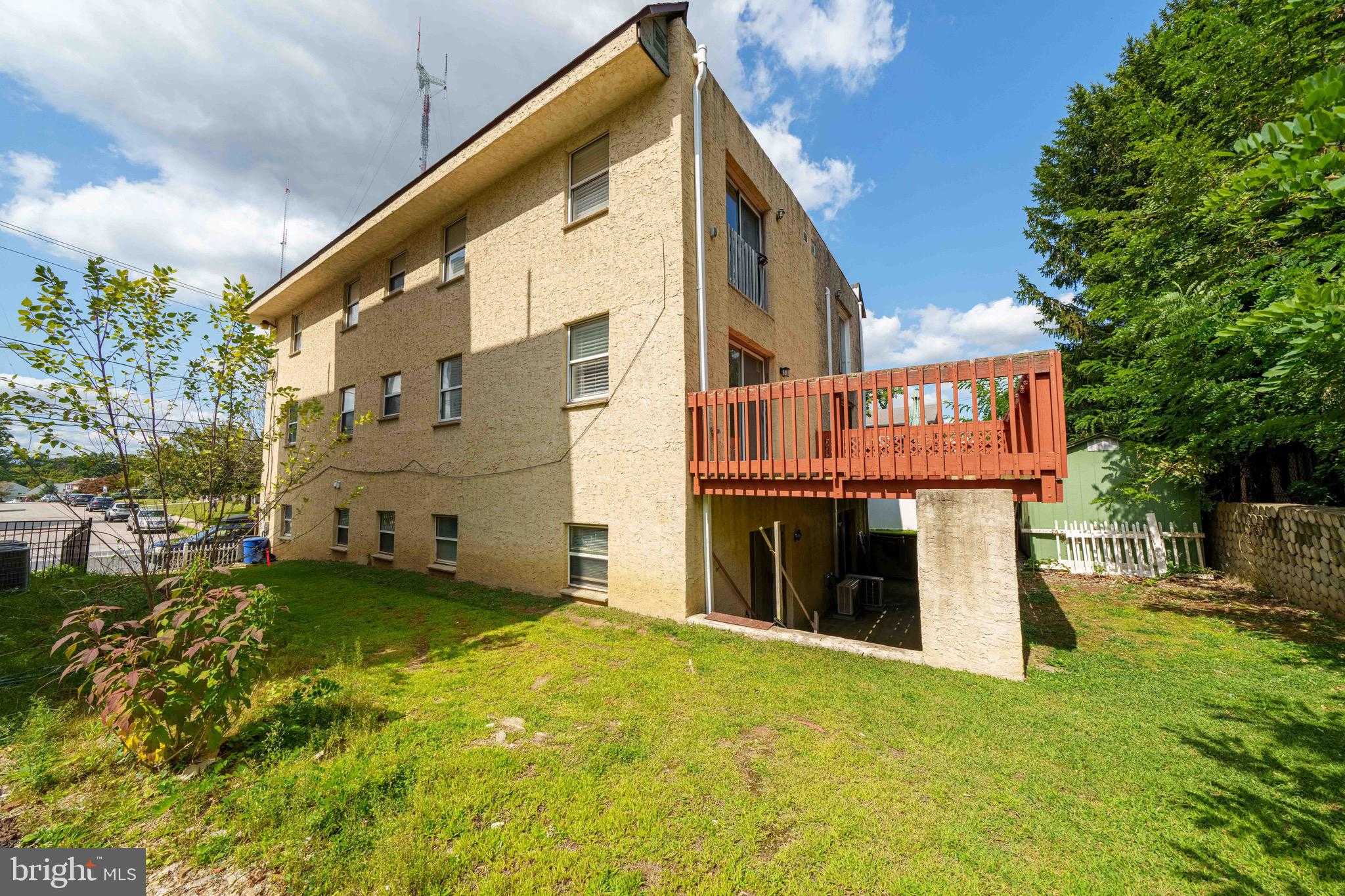 6991 Silverwood St photo 34