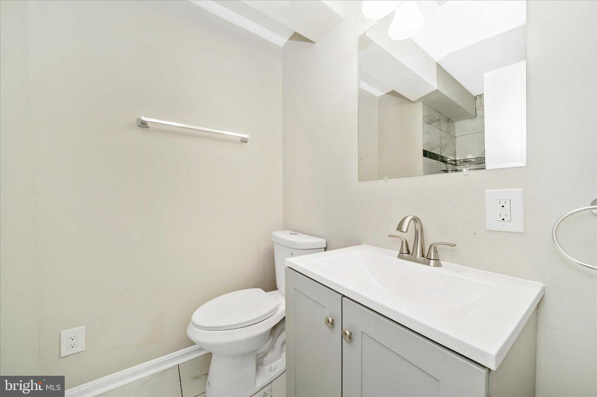 1848 Murdock CT photo 39