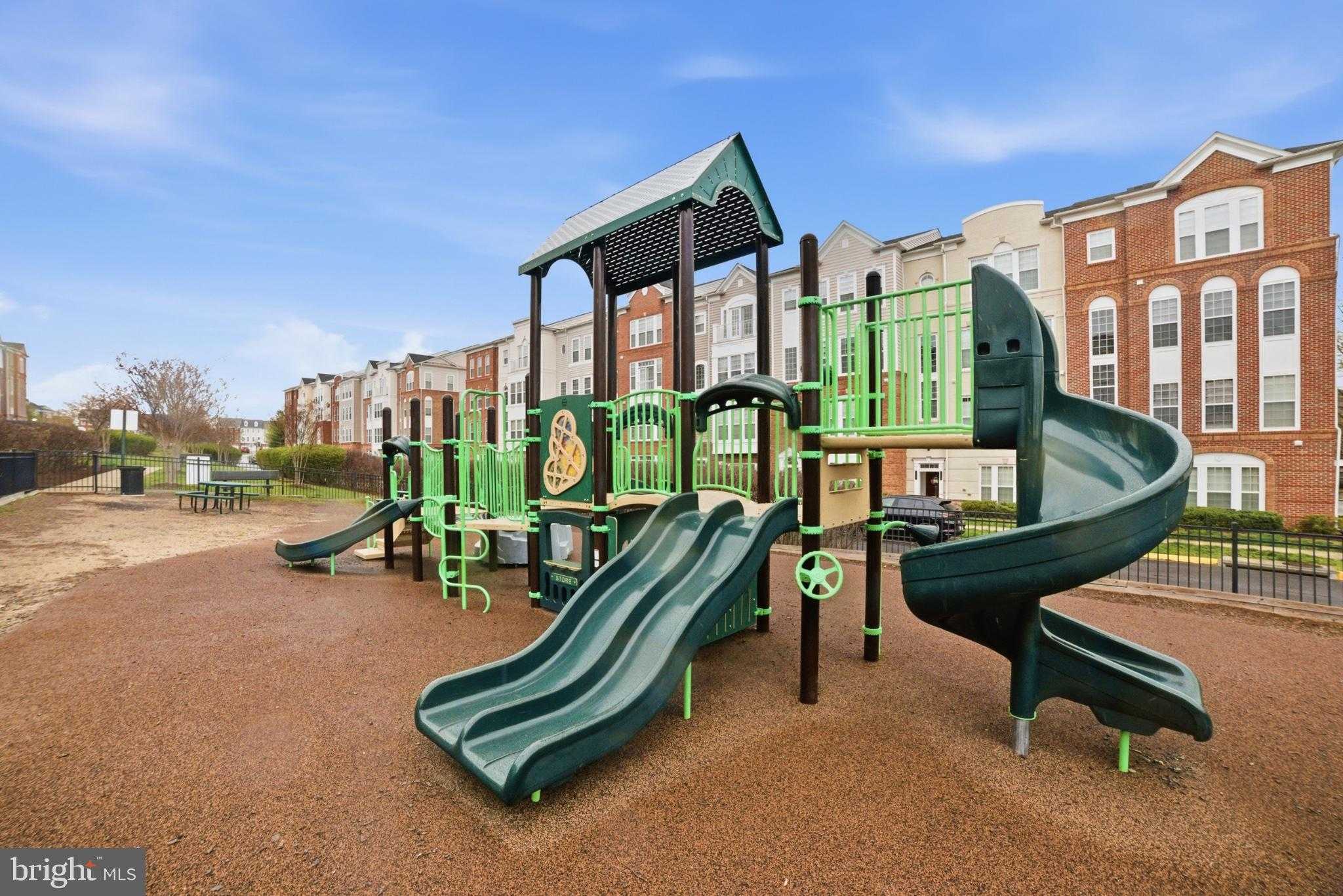 14535 Barkham Dr photo 39