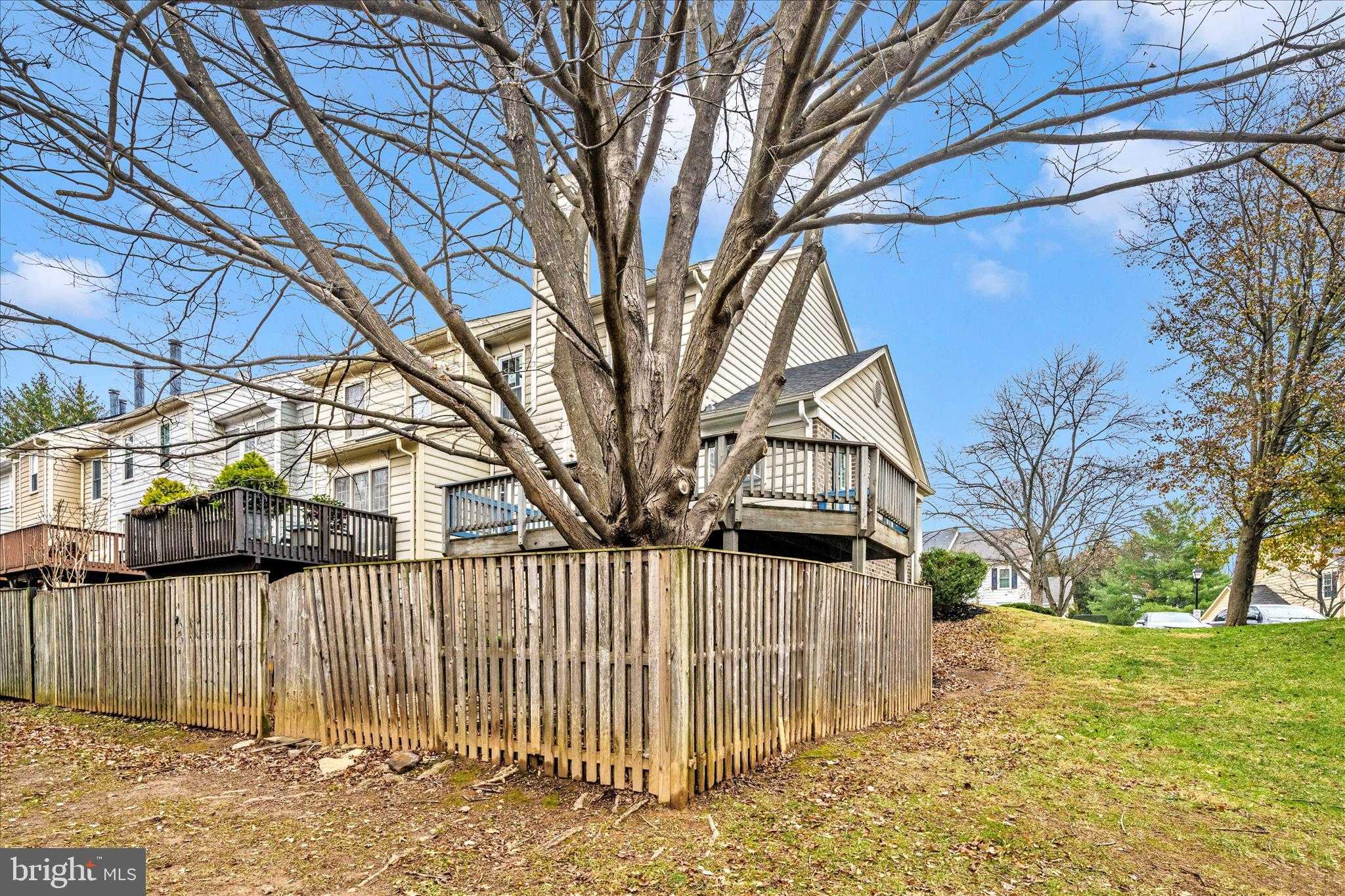 8648 Fountain Valley Dr photo 46