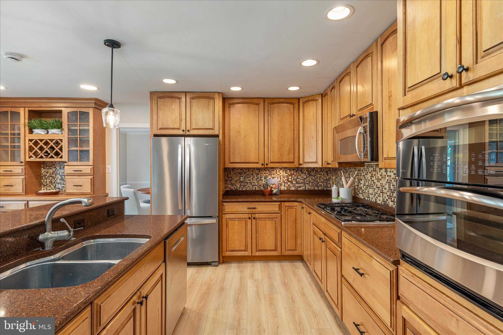 9910 Chase Hill CT photo 11