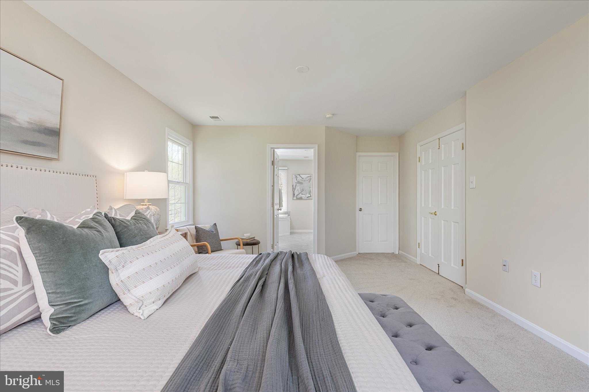 9910 Chase Hill CT photo 24