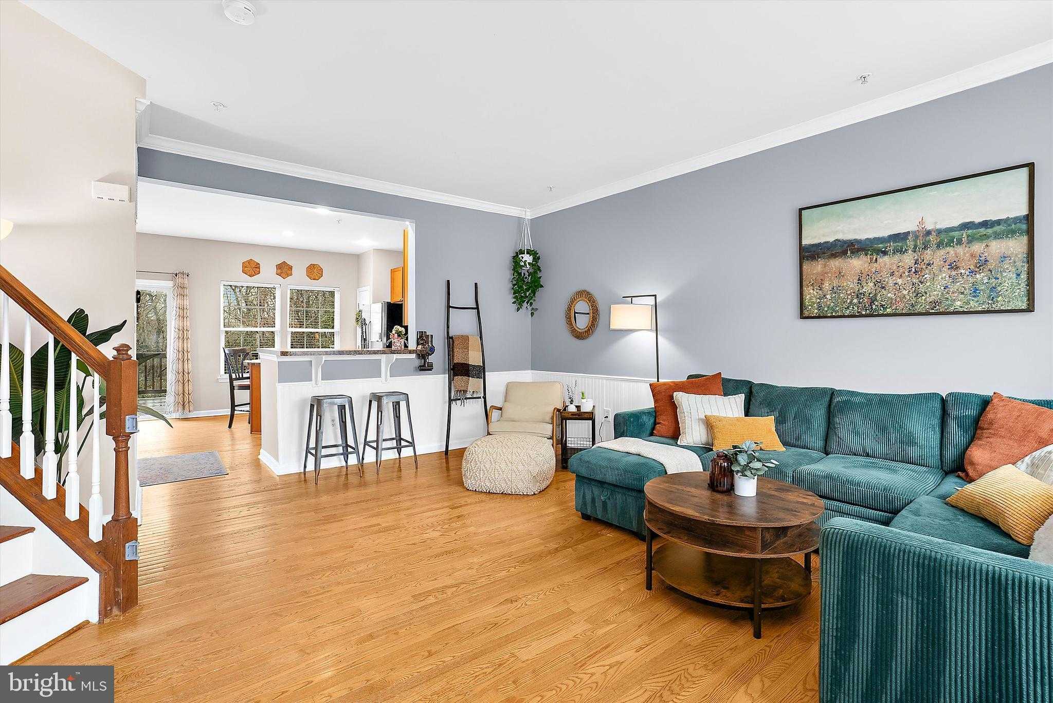 938 Hopkins Cor photo 3