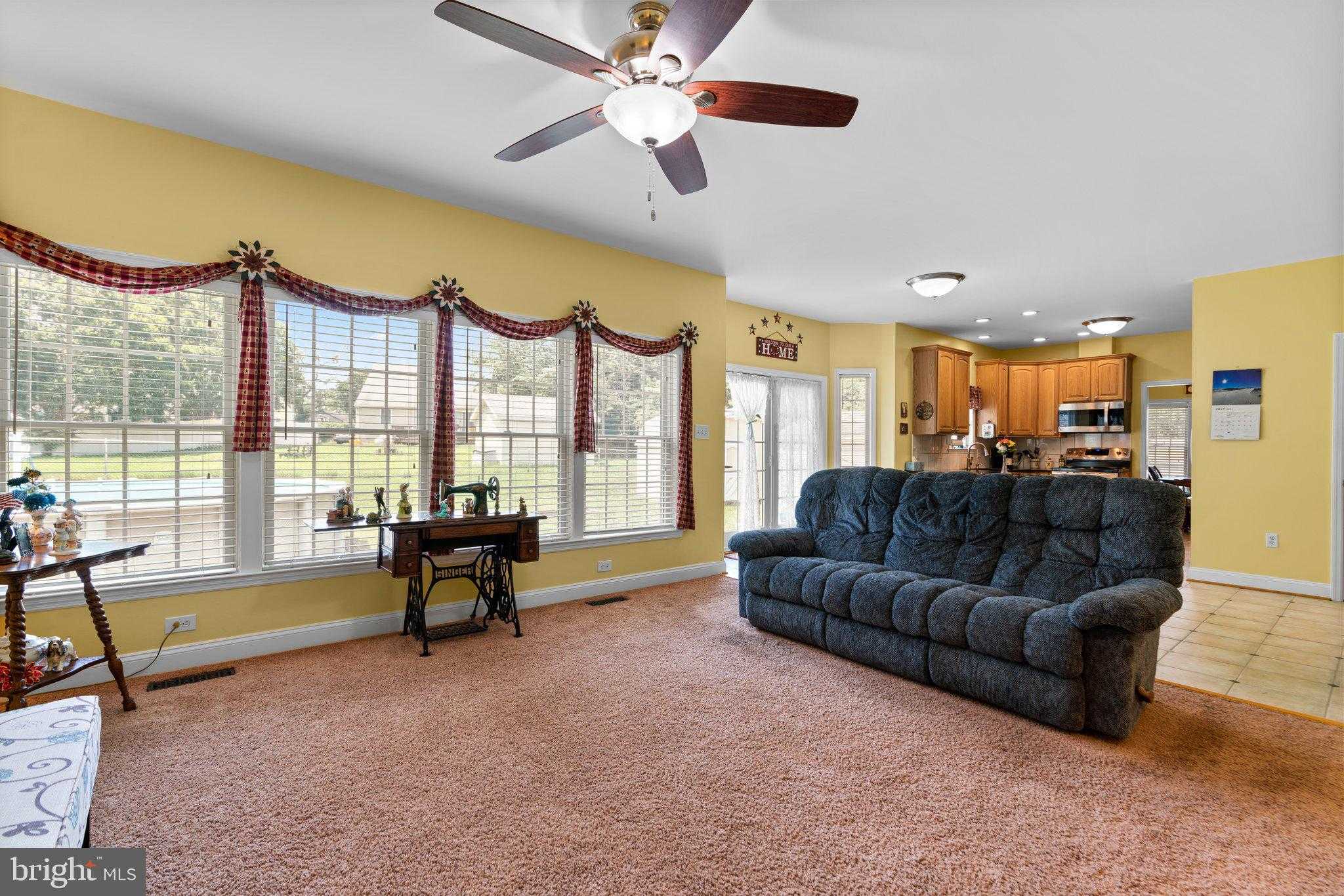 308 Clifton Ave photo 10