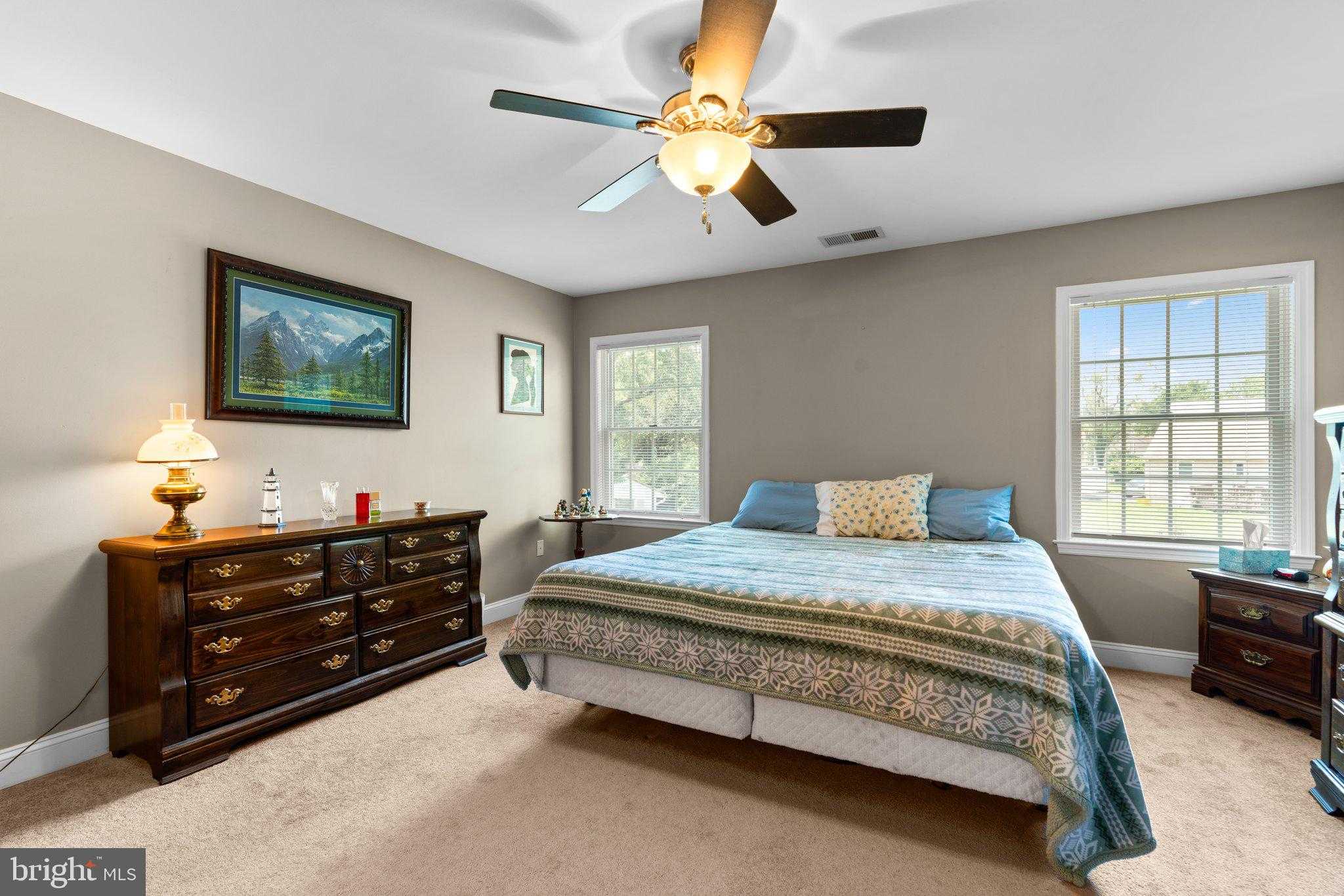 308 Clifton Ave photo 13