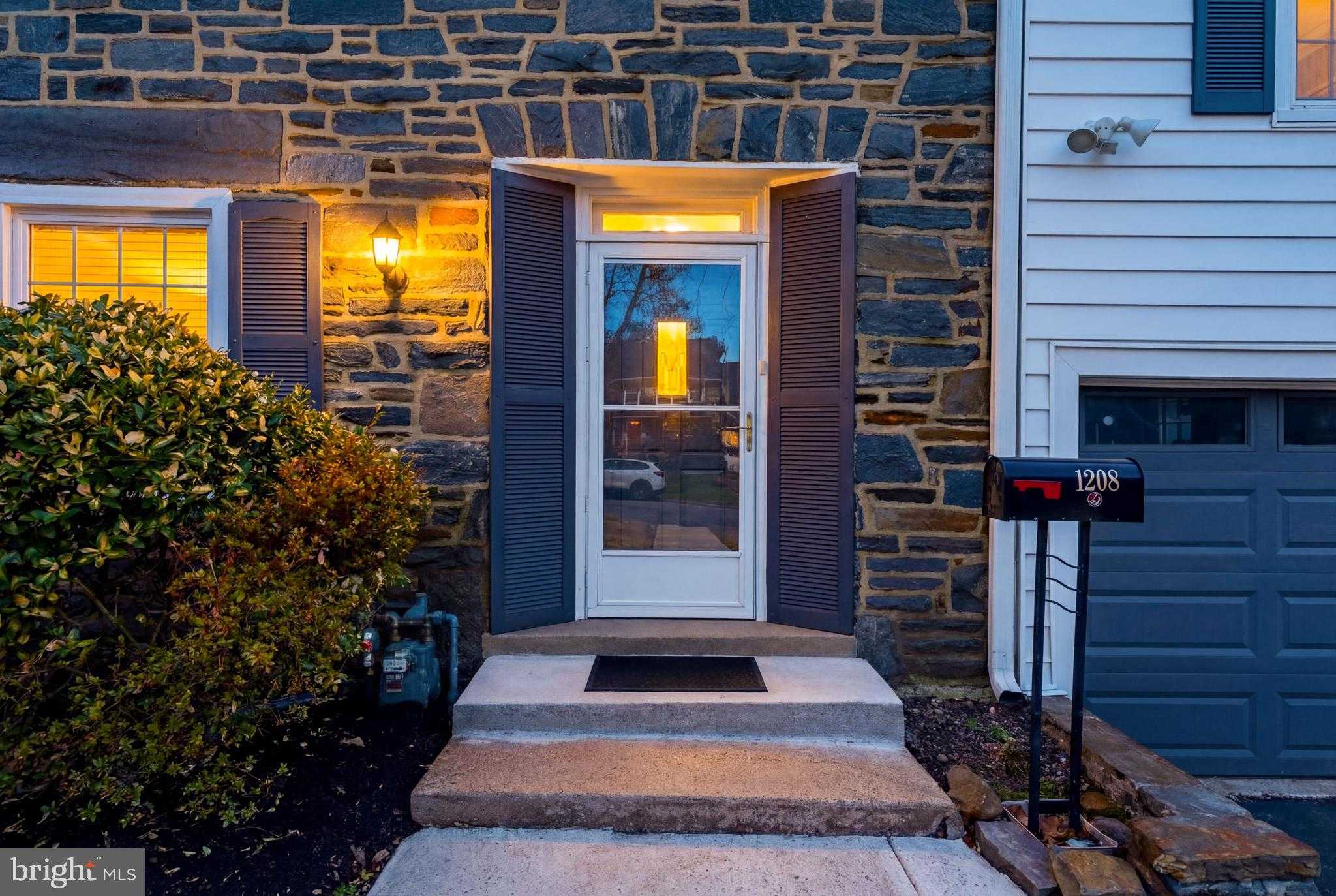 1208 Andover Rd photo 6