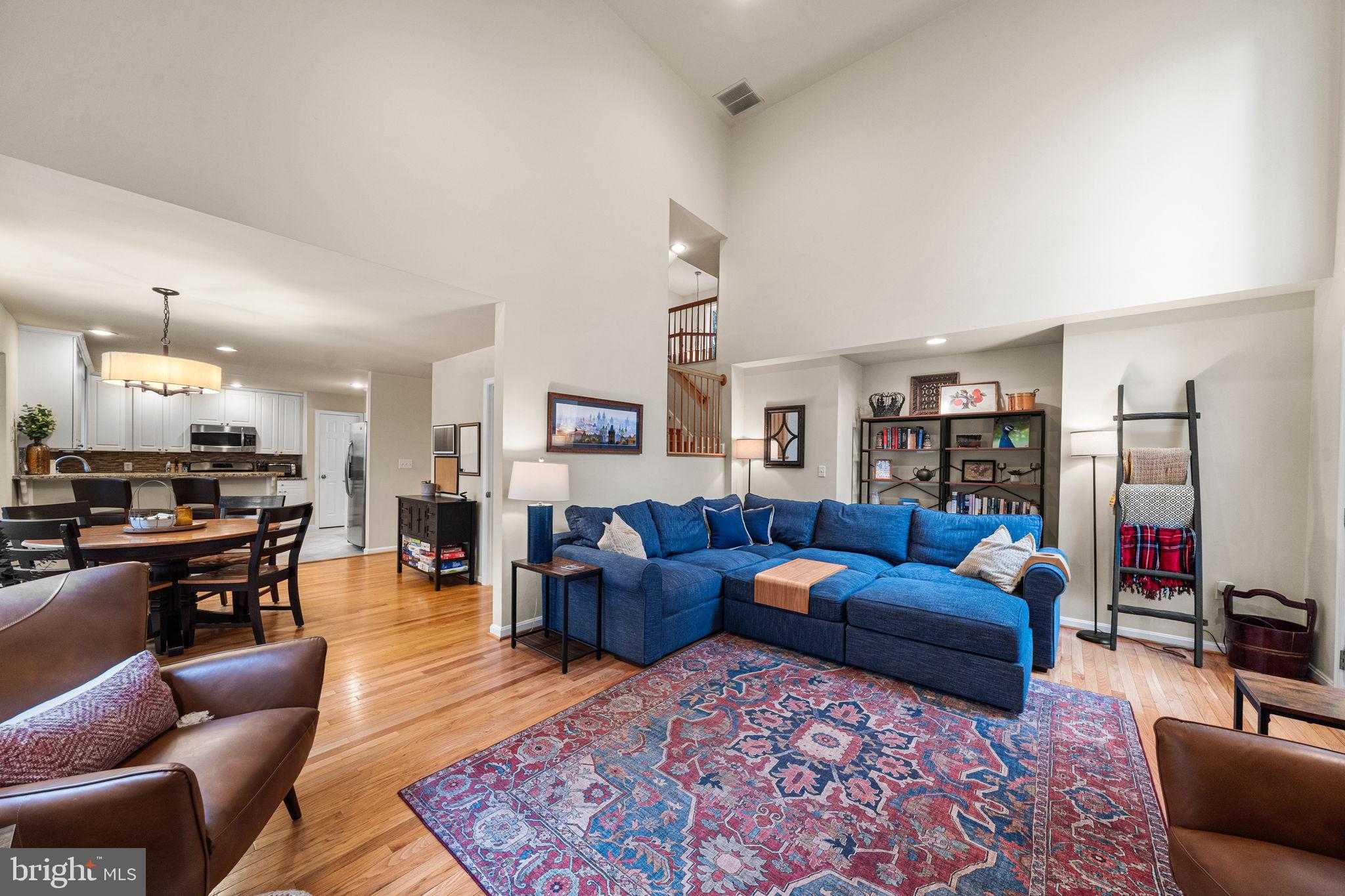 2784 Devonshire Garden CT photo 19