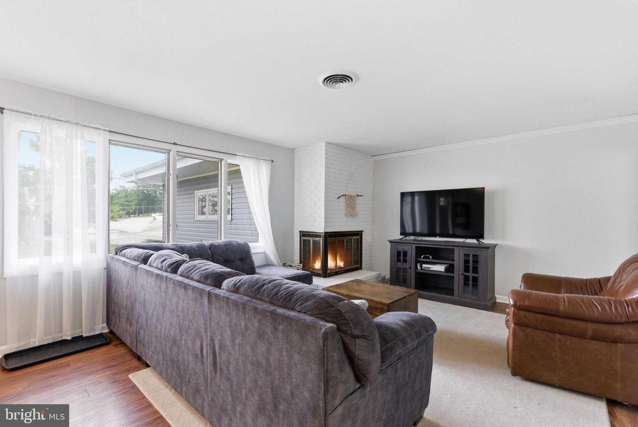 20767 Beaver Creek Rd photo 5