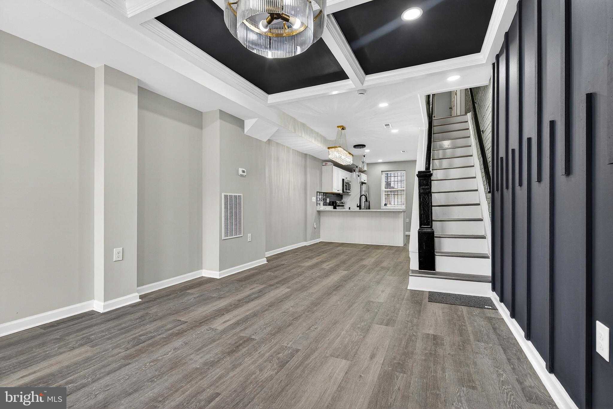 408 S Gilmor St photo 9