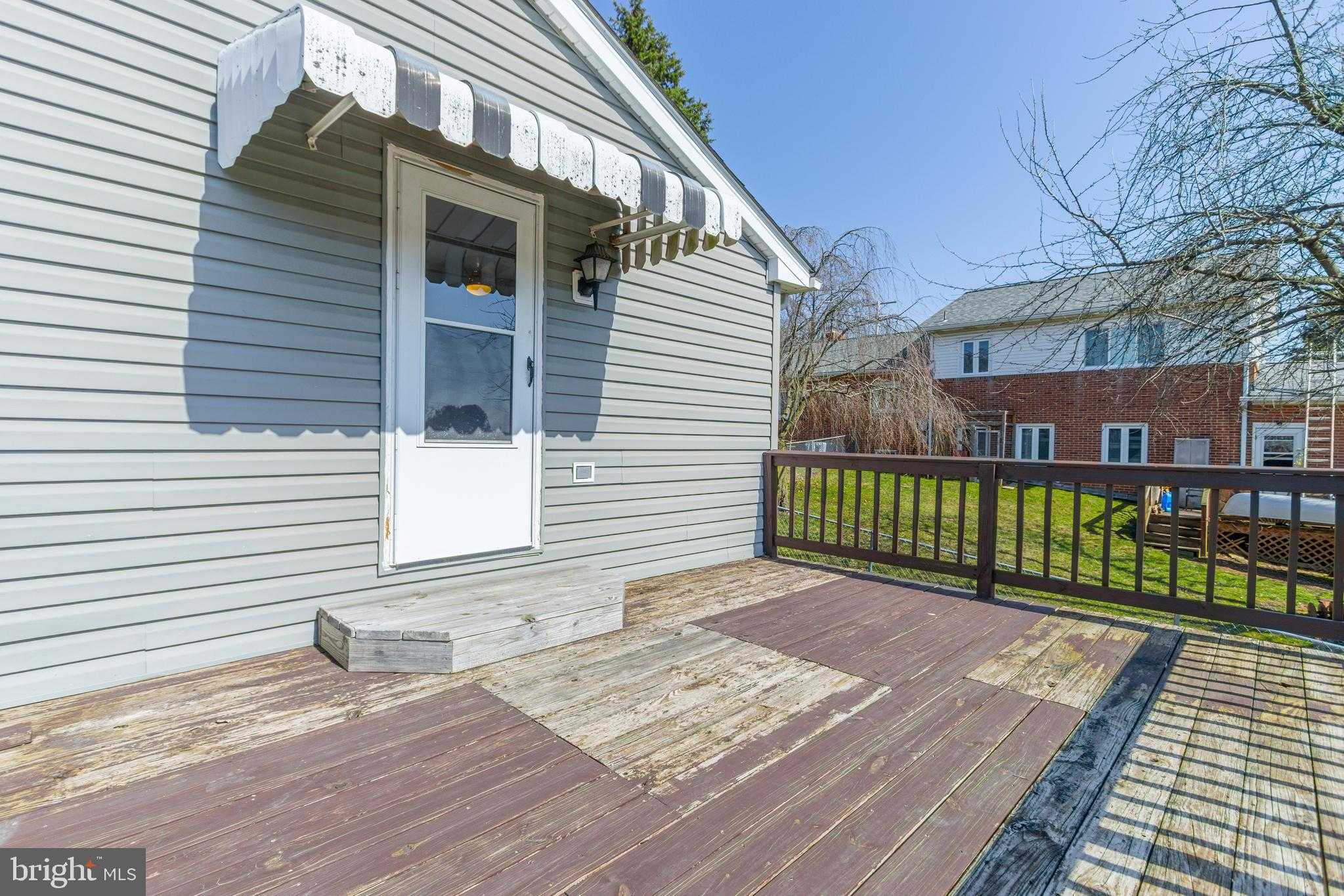 282 E Broadway photo 27