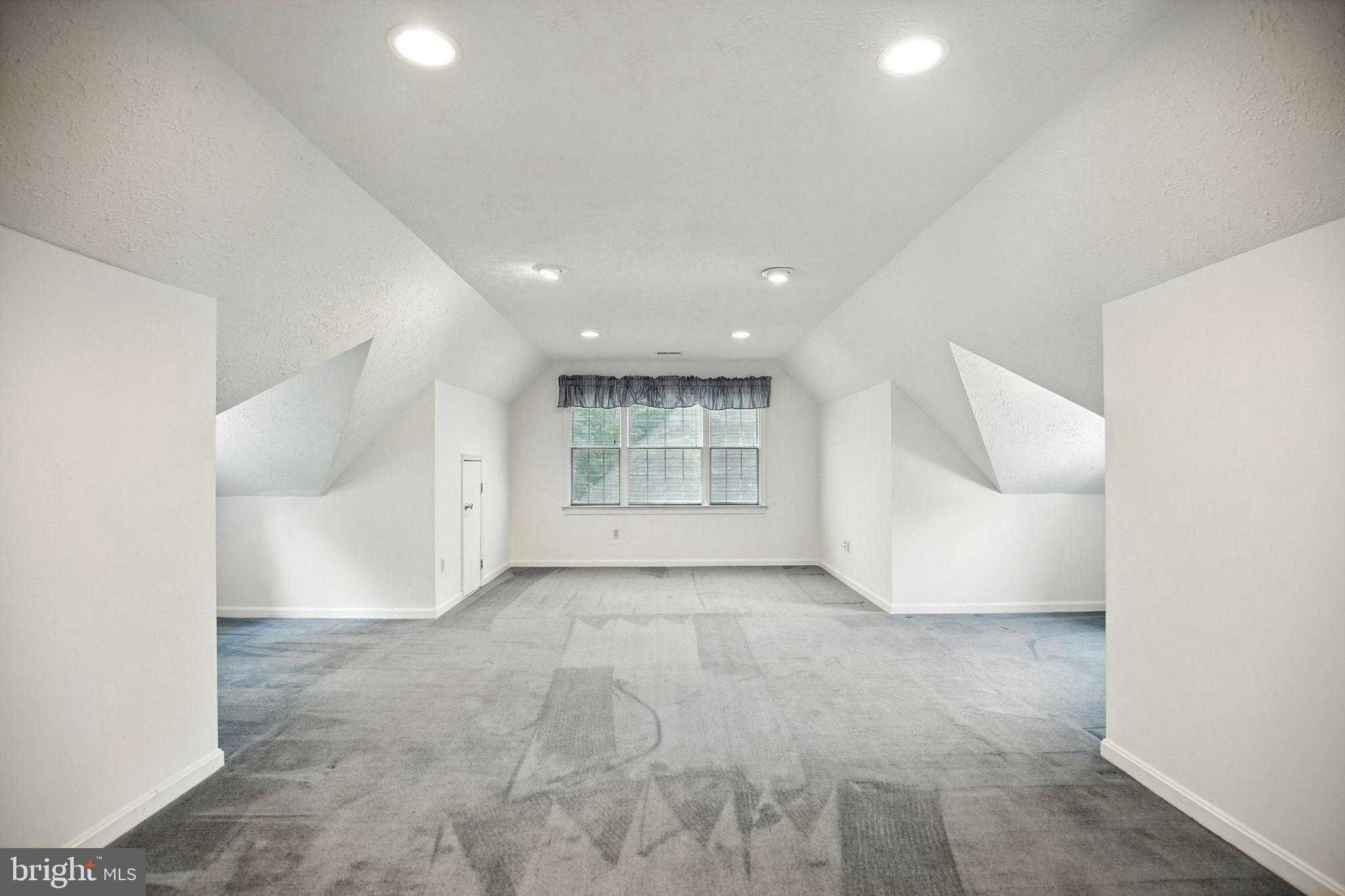 7129 Langley CT photo 19