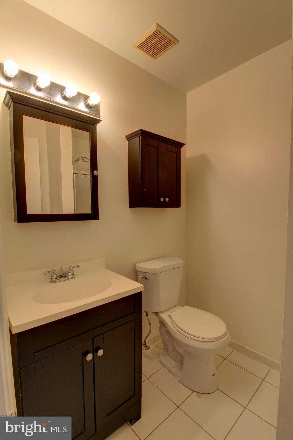 128 Fairfield Dr # B photo 19