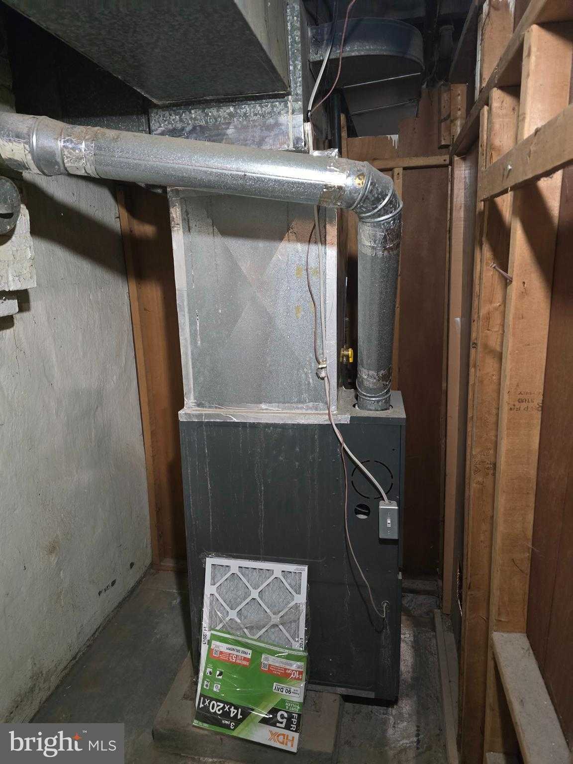 4948 Charles St photo 10