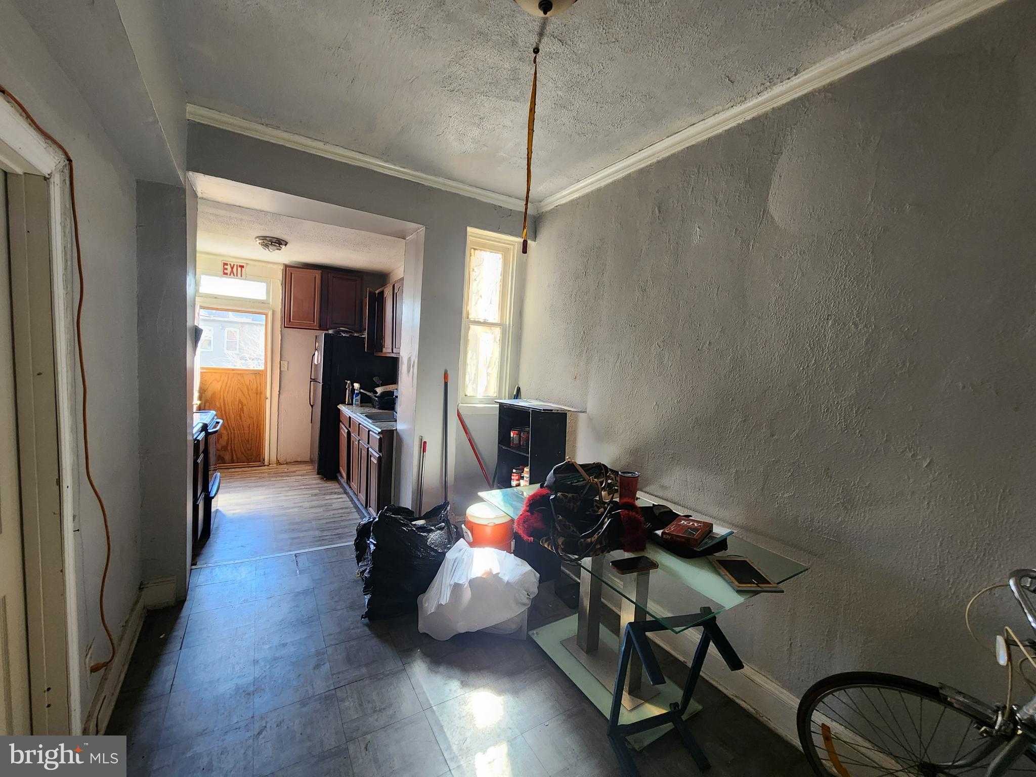 2217 Bryant Ave photo 9